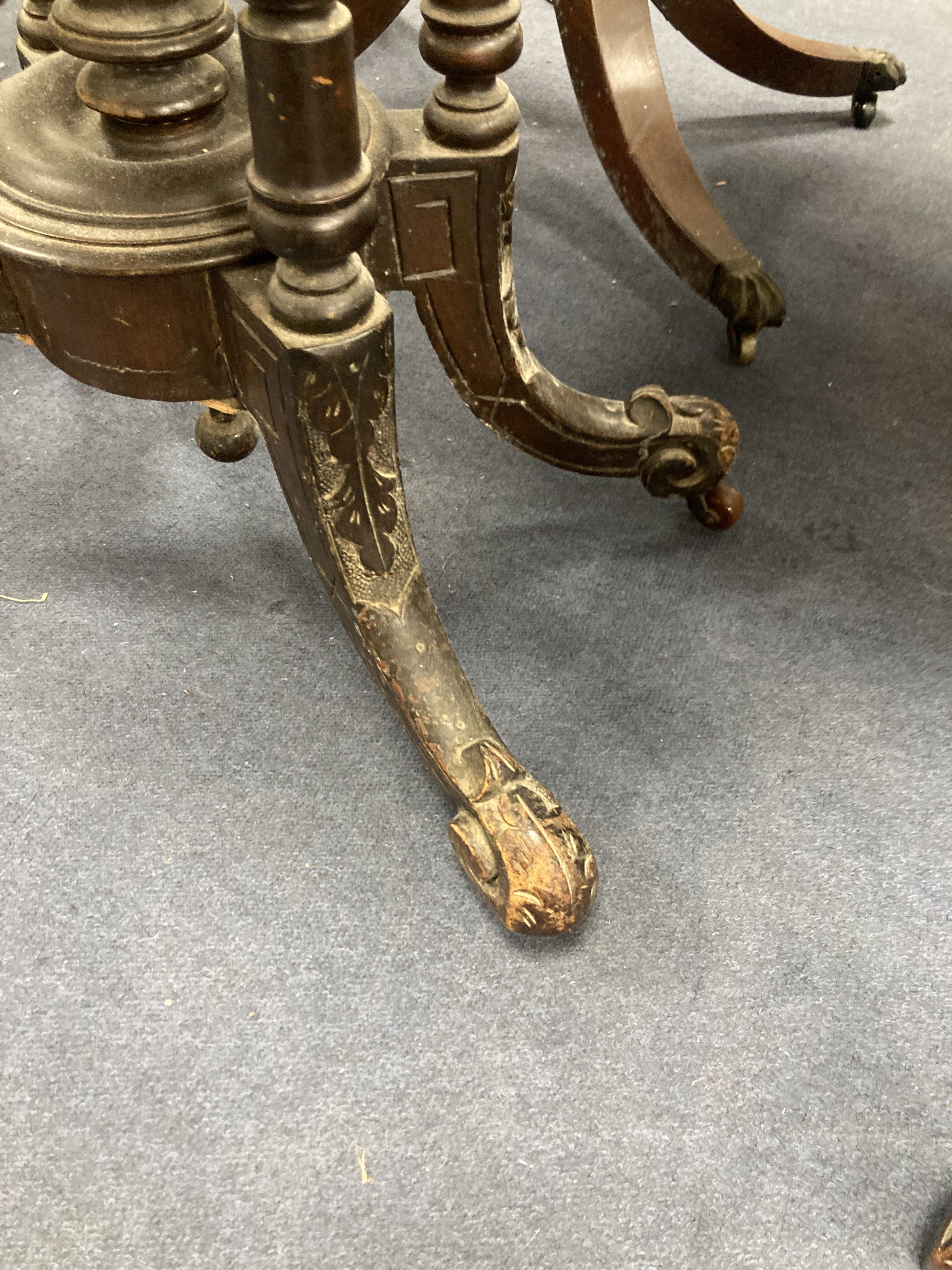 A Victorian oval walnut tilt top centre table, width 88cm depth 55cm height 67cm